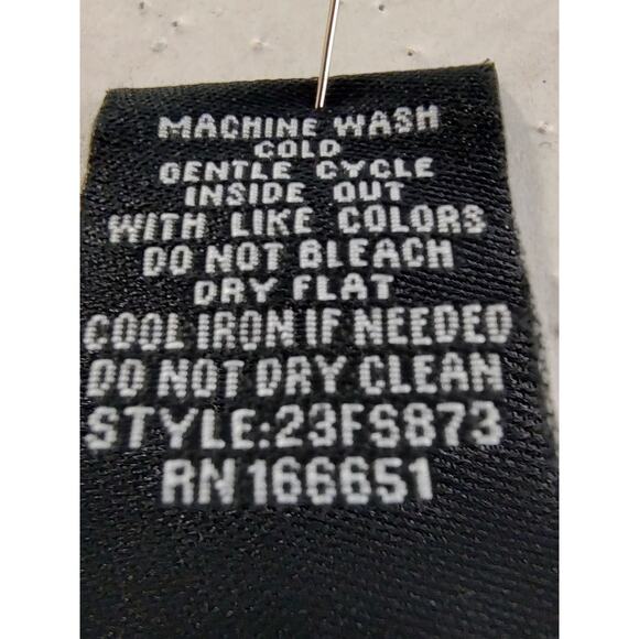 Select + Trend Woman NEW Black Sparkle Pullover Sweater Size Small Stretch Soft - Picture 10 of 10